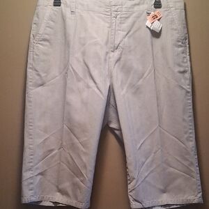 Kenneth Cole Reaction Light Tan Flat Front Shorts 14"